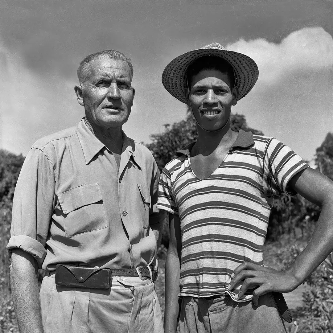 Toivo Suni e colaborador